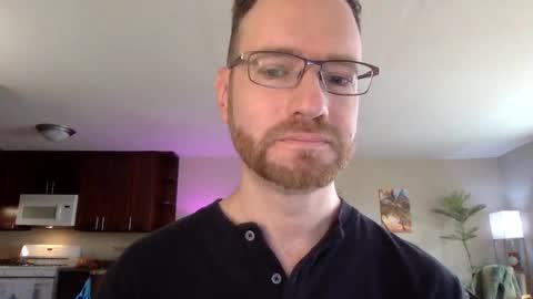 Snapshot of davidwilcox1982 chatting on 01.11.26 Dave online show from 01.11.26