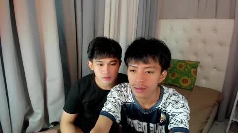 Snapshot of davincihugecock chatting on 02.05.26 daniel online show from 02.05.26