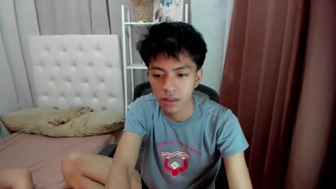 Snapshot of davincihugecock chatting on 02.24.26 daniel online show from 02.24.26