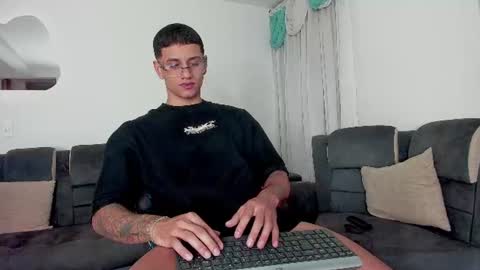 Snapshot of davis_alx chatting on 07.11.26 davis instagram davis alx1 online show from 07.11.26