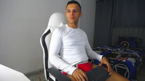 David Angel online show from 01.08.25