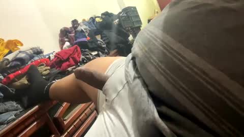 Snapshot of davzsoher chatting on 02.12.25 davzsoher online show from 02.12.25