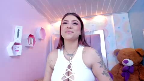 Snapshot of dawa_angels chatting on 02.01.25 DAWA ANGELS online show from 02.01.25