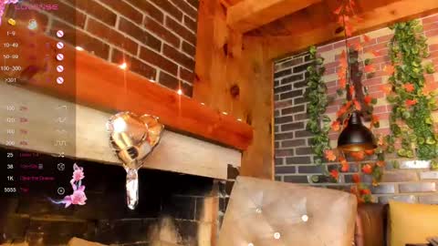 Snapshot of dawa_angels chatting on 02.15.25 DAWA ANGELS online show from 02.15.25