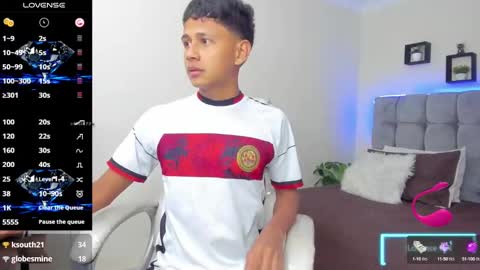 Snapshot of dawn_16 chatting on 02.10.25 dawn_16 online show from 02.10.25