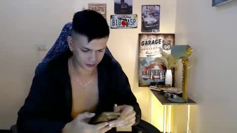 JC LOVER BOY online show from 01.04.25