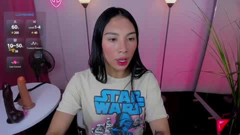 I am Dayanna  tecca online show from 01.14.25