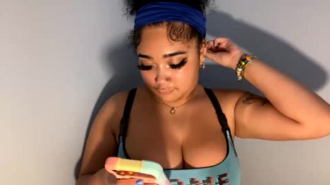 dayqueen1 online show from 04.25.26