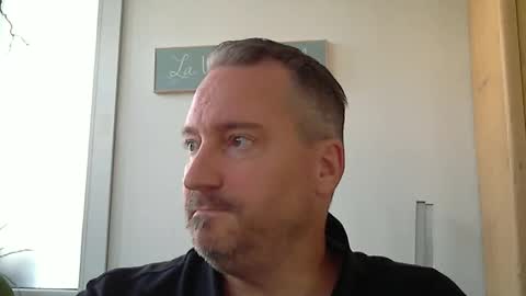 Snapshot of daytrader77 chatting on 05.18.26 daytrader77 online show from 05.18.26