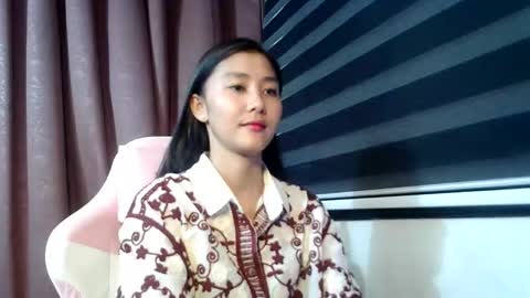 Angel online show from 11.21.25