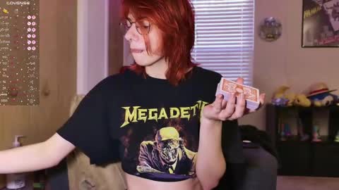 Snapshot of deadratsoup chatting on 11.17.25 Rat online show from 11.17.25