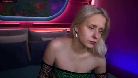 Dolly online show from 09.17.25