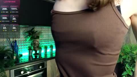 Snapshot of debihenks chatting on 03.11.26 Eva online show from 03.11.26