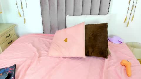 Debora online show from 02.24.25