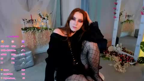 Snapshot of deca_dance chatting on 02.20.25 Ask me online show from 02.20.25