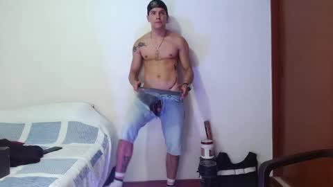 Santiago online show from 02.01.25