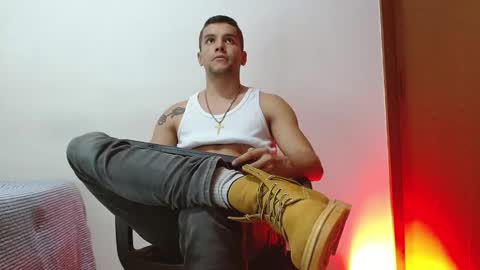 Santiago online show from 03.11.25