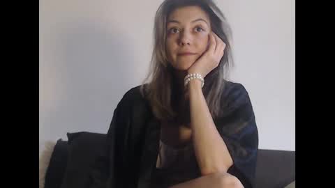 Deelightfull online show from 01.20.25