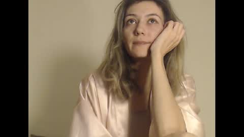 Deelightfull online show from 02.12.25