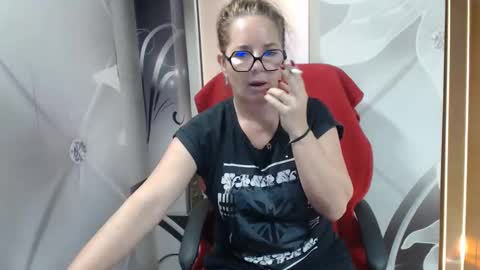 Snapshot of deepintoyourmind chatting on 03.13.26 hi guys i m a cute milf i m here for good time and nice people pls be respectfool and enjoy me online show from 03.13.26