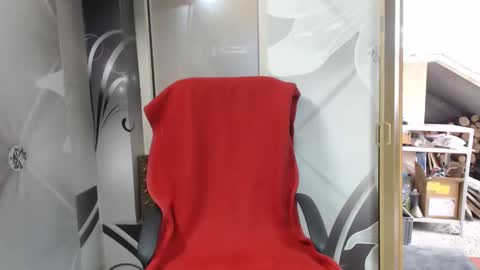 Snapshot of deepintoyourmind chatting on 05.12.26 hi guys i m a cute milf i m here for good time and nice people pls be respectfool and enjoy me online show from 05.12.26