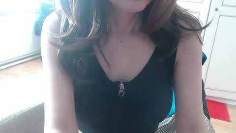 Snapshot of deessedivine chatting on 04.16.26 KamiDevi online show from 04.16.26