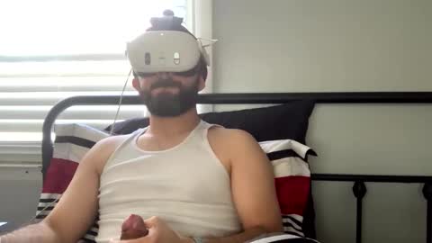 Snapshot of deez2nutz4u chatting on 11.30.25 Deez2nutz4u online show from 11.30.25