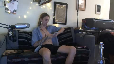 definatelyvegan online show from 10.06.25