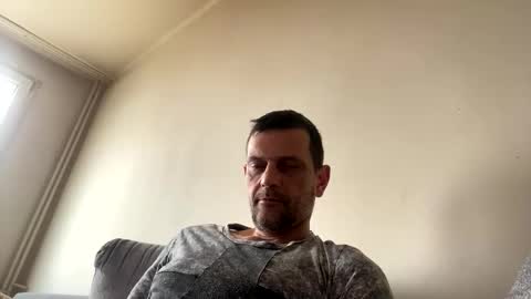 Snapshot of defloy chatting on 12.03.25 Defloy online show from 12.03.25