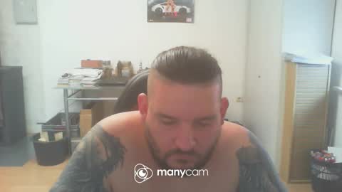 Snapshot of deinspielzeug87 chatting on 01.29.25 deinspielzeug87 online show from 01.29.25