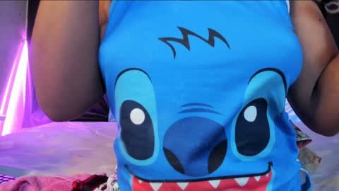 Snapshot of deisyharper chatting on 02.04.25 deisyharper online show from 02.04.25