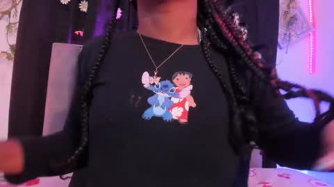 Snapshot of deisyharper chatting on 09.19.25 deisyharper online show from 09.19.25