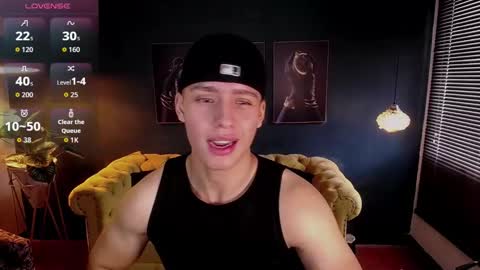 Snapshot of deivid_parker chatting on 11.13.25 Deivid online show from 11.13.25