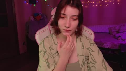 Snapshot of deizysweet chatting on 01.05.25 Princess Potato online show from 01.05.25