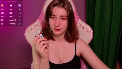 Snapshot of deizysweet chatting on 11.01.25 Princess Potato online show from 11.01.25