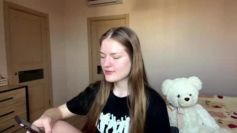 Mila online show from 03.27.26