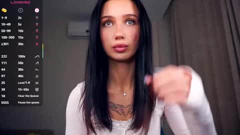 Snapshot of delanakimbral chatting on 10.21.25 Hello everyone Im Tessa Make yourself comfortable. Were going to have fun together online show from 10.21.25