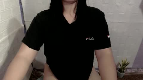 delicious_hanna17 online show from 02.14.26