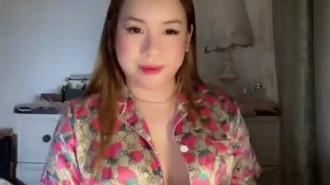 iyalicious online show from 09.26.25