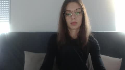 Aurora online show from 09.24.25