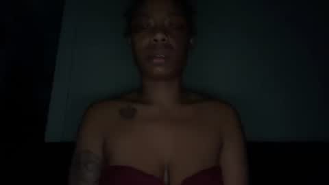 Snapshot of delightfuldark chatting on 12.02.25 delightfuldark online show from 12.02.25