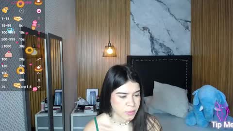 Snapshot of delilah_leone chatting on 11.01.25 delilah_leone online show from 11.01.25