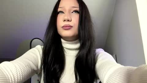 Snapshot of delilahmelancon chatting on 05.13.26 Milana online show from 05.13.26