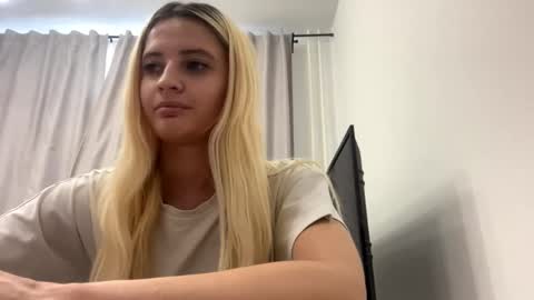 Amelia online show from 05.18.26