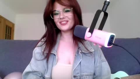 dellacrush_ online show from 03.06.25