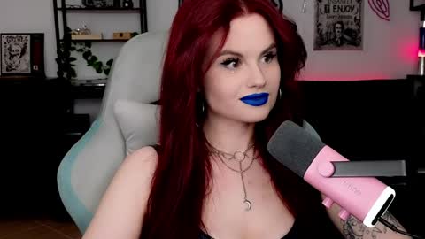 dellacrush_ online show from 04.07.26