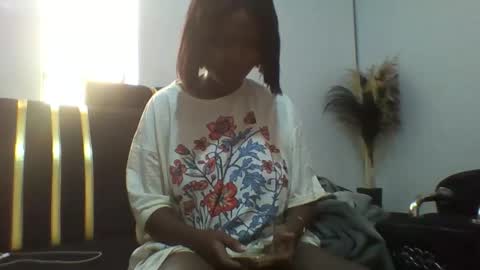 Snapshot of dellarine517299 chatting on 01.09.26 dellarine517299 online show from 01.09.26