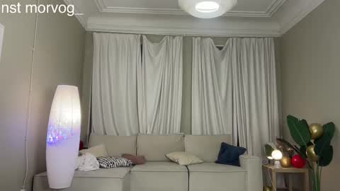 Delora online show from 11.18.25