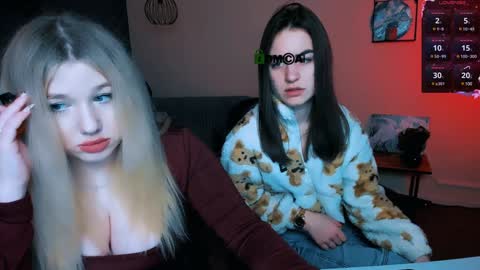 Snapshot of demi_mooore chatting on 01.27.25 Demi online show from 01.27.25