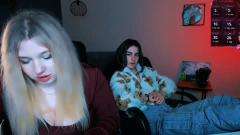 Snapshot of demi_mooore chatting on 01.28.25 Demi online show from 01.28.25